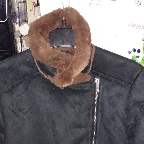 Hollister suede, faux fur lined winter jacket - Picture 3 of 5